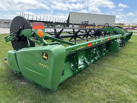 Image of John Deere 640FD equipment image 2