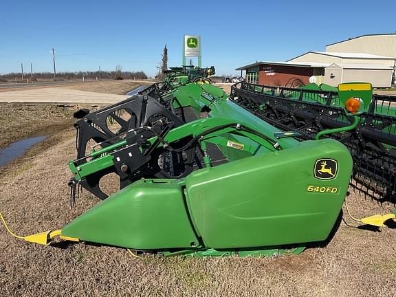 Image of John Deere 640FD equipment image 2