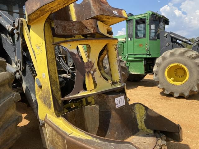 Image of John Deere 643K equipment image 4