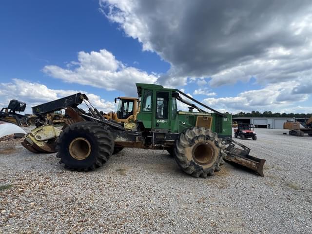 Image of John Deere 648H equipment image 4