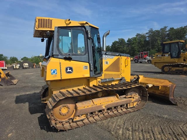 Image of John Deere 650K LGP equipment image 4