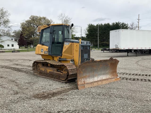 Image of John Deere 650K XLT equipment image 1