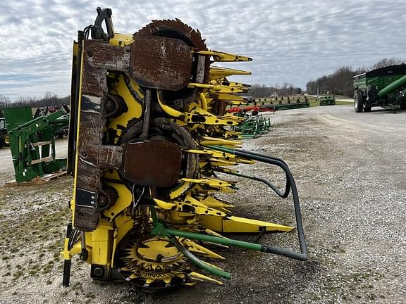 Image of John Deere 692 equipment image 3