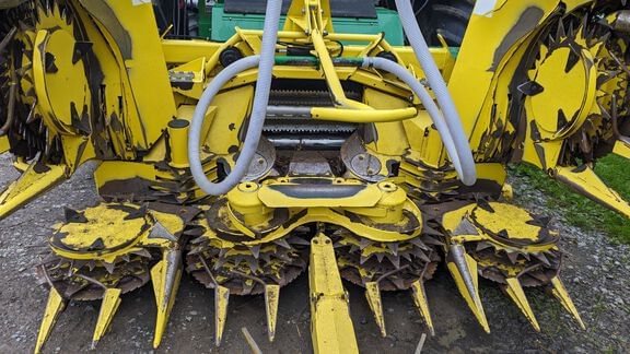 Main image John Deere 698