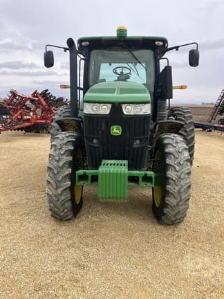 Image of John Deere 7200R equipment image 1