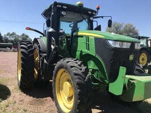 2014 John Deere 7210R Image