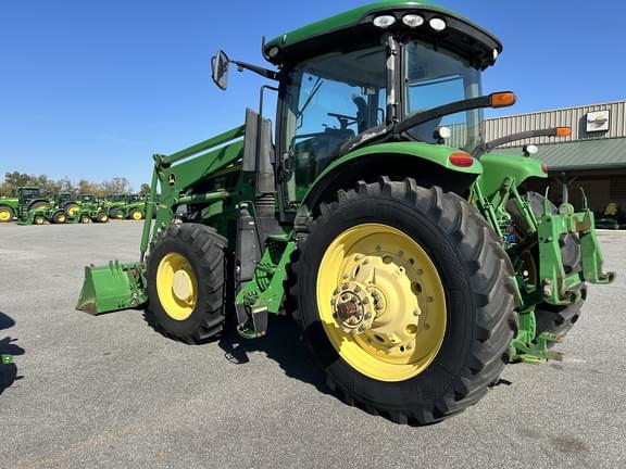 Image of John Deere 7210R equipment image 4
