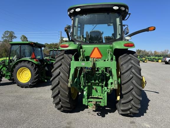 Image of John Deere 7210R equipment image 3