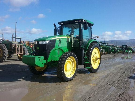 Image of John Deere 7210R Primary image