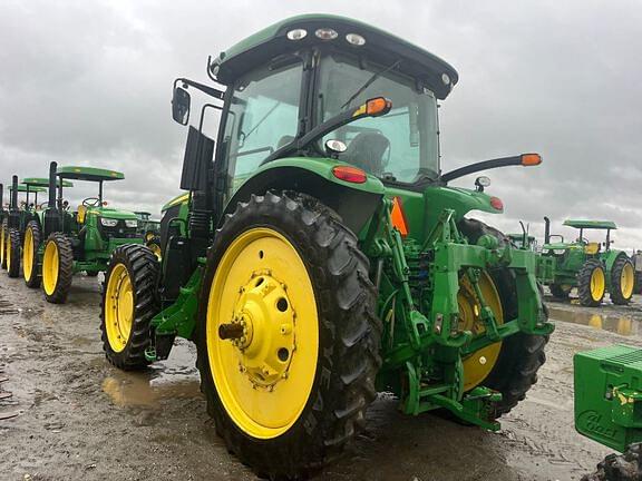 Image of John Deere 7210R equipment image 1