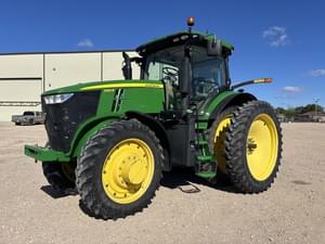 2014 John Deere 7210R Image