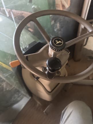 Image of John Deere 7210R equipment image 4