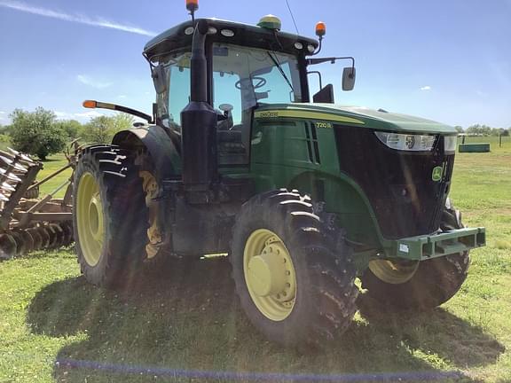 Image of John Deere 7210R equipment image 1