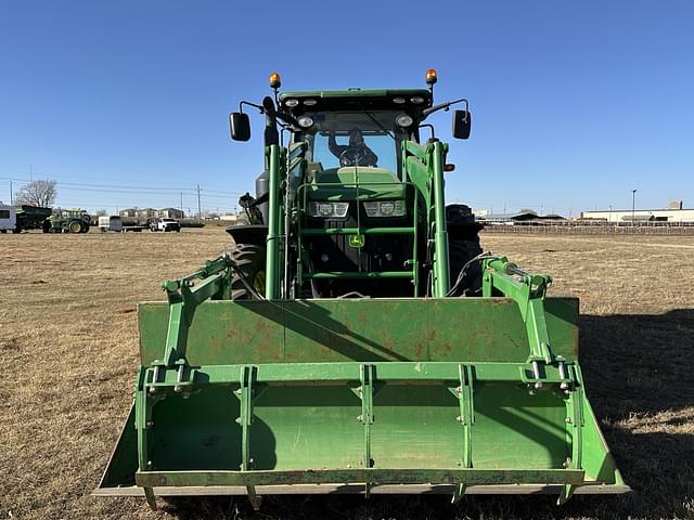 Image of John Deere 7210R equipment image 4