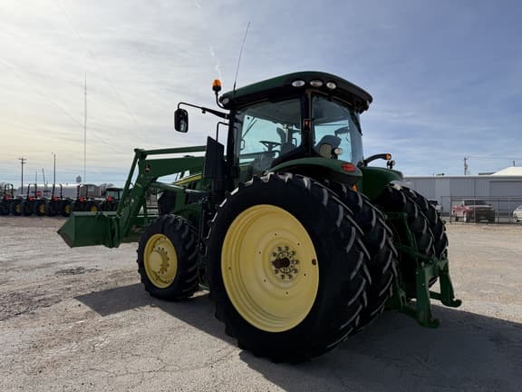 Image of John Deere 7210R equipment image 2