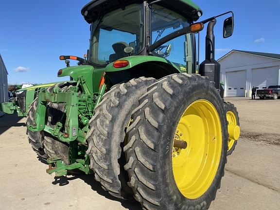 Image of John Deere 7210R equipment image 3