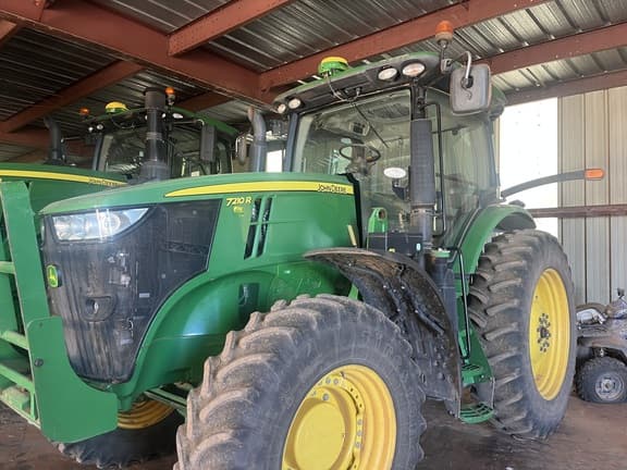 Image of John Deere 7210R Primary image