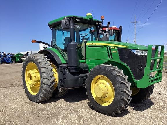 Image of John Deere 7230R equipment image 1