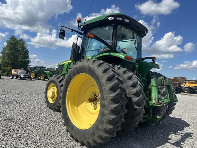 Image of John Deere 7230R equipment image 4