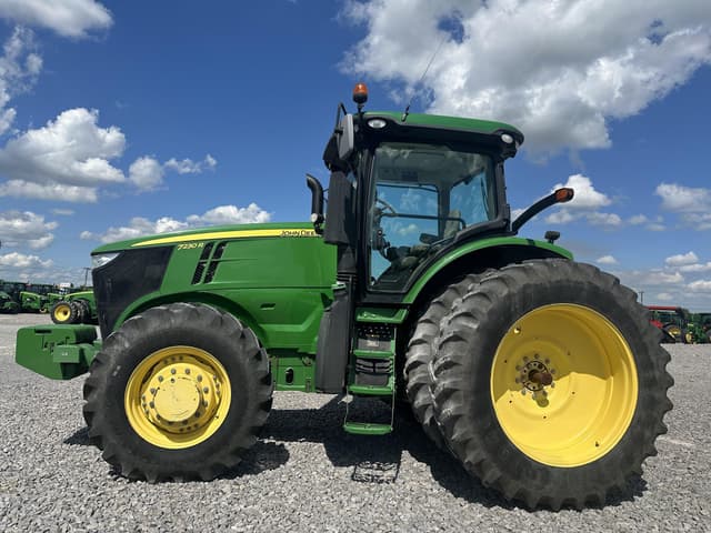 Image of John Deere 7230R equipment image 2