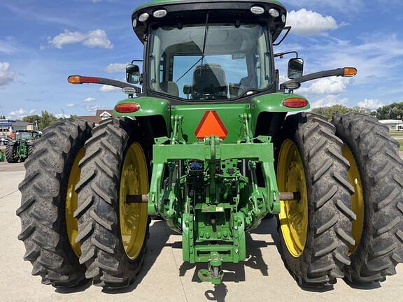 Image of John Deere 7230R equipment image 2