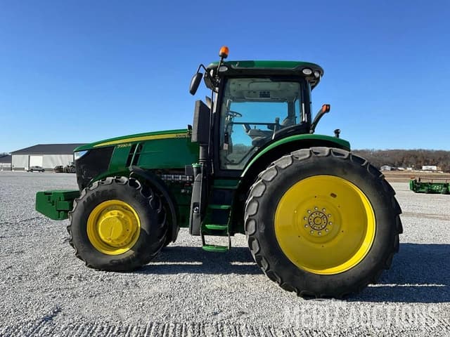 Image of John Deere 7230R equipment image 1