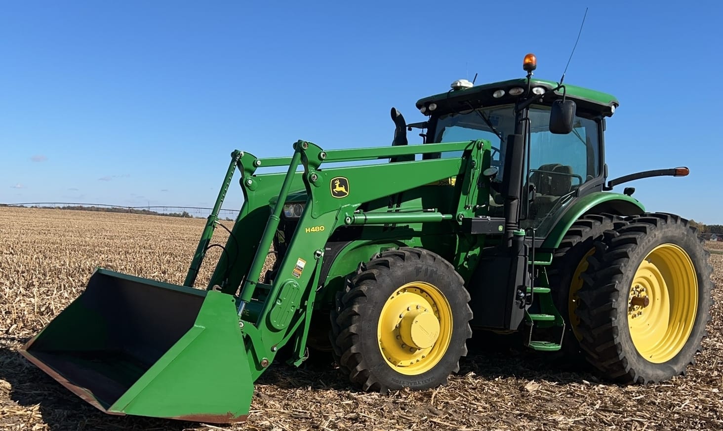 2014 John Deere 7230R Equipment Image0