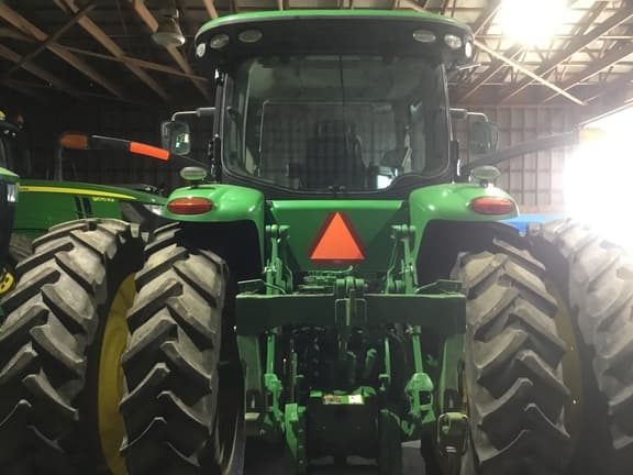 Image of John Deere 7250R equipment image 1