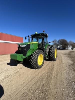 2014 John Deere 7250R Image