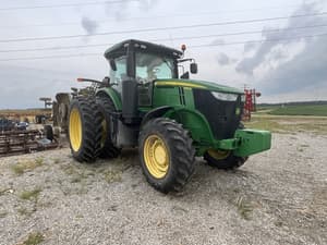 2014 John Deere 7250R Image