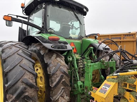 Image of John Deere 7250R equipment image 1