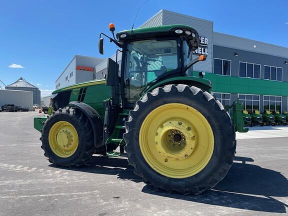 Image of John Deere 7270R equipment image 3