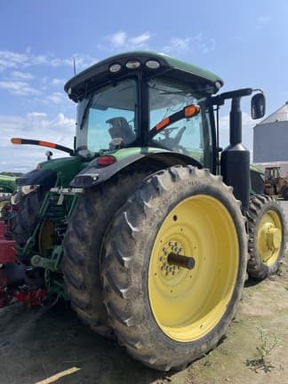 Image of John Deere 7270R equipment image 4