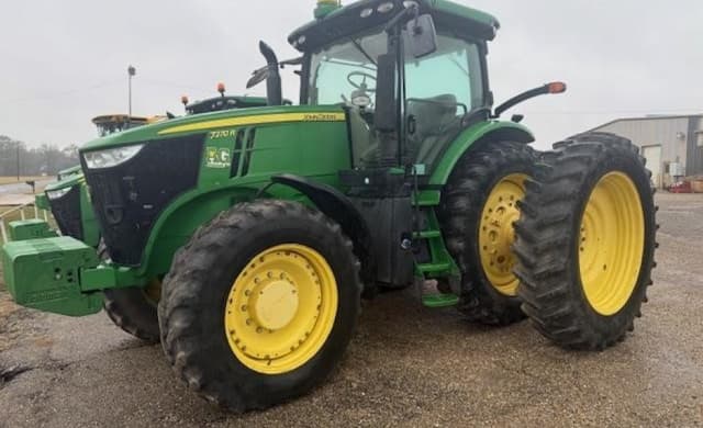 Image of John Deere 7270R equipment image 2