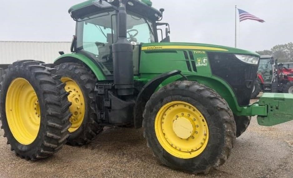 2014 John Deere 7270R Equipment Image0