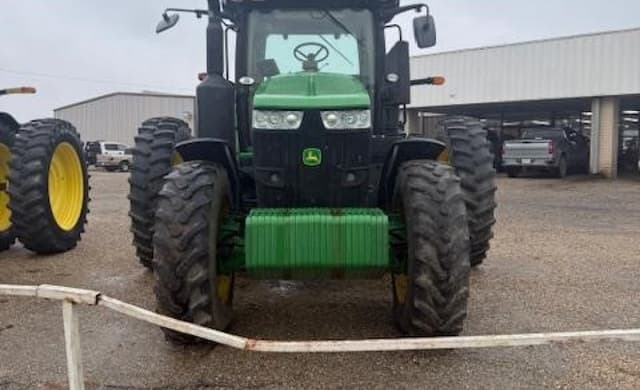 Image of John Deere 7270R equipment image 1