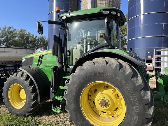 Image of John Deere 7290R equipment image 1