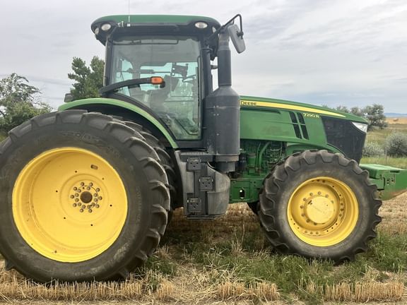 2014 John Deere 7290R Equipment Image0