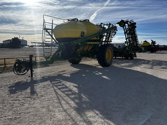 2014 John Deere 730 Equipment Image0