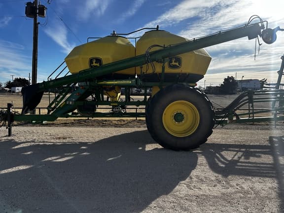 Image of John Deere 730 equipment image 1