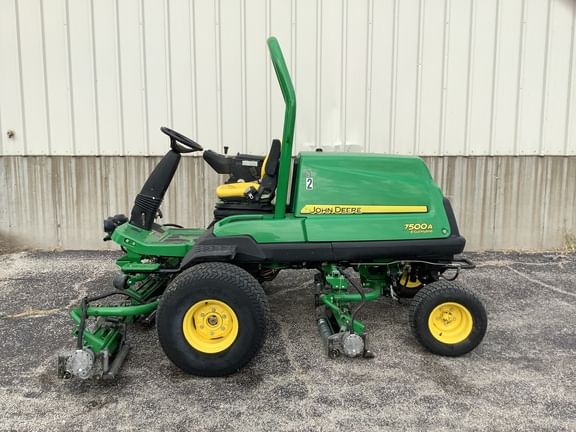 2014 John Deere 7500A Equipment Image0
