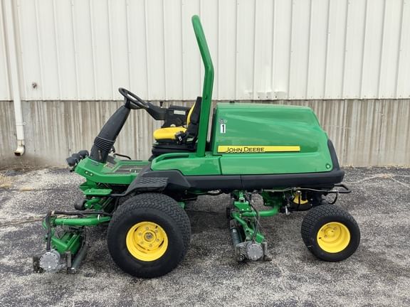 2014 John Deere 7500A Equipment Image0