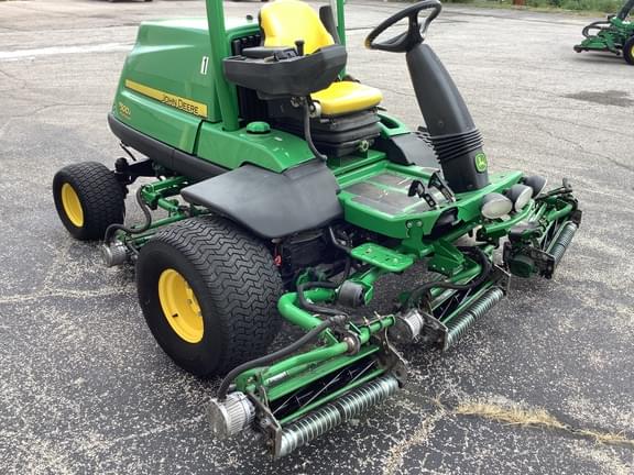 Image of John Deere 7500A equipment image 4