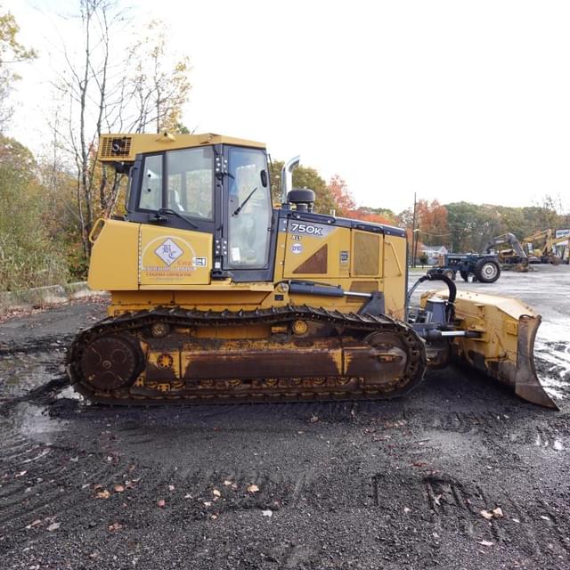 Image of John Deere 750K equipment image 1