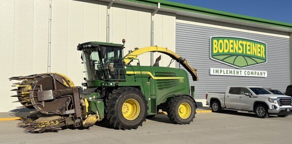 2014 John Deere 7580 Equipment Image0