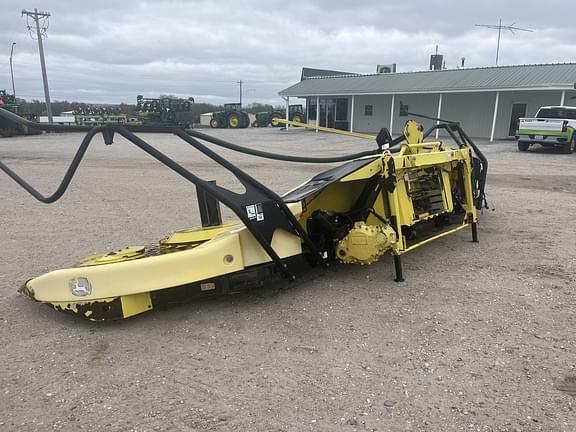 Image of John Deere 770 equipment image 3