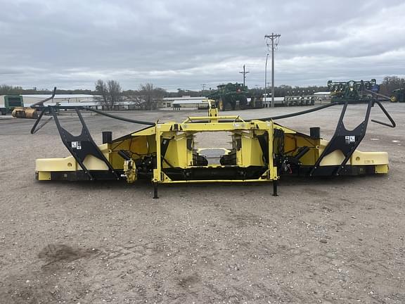 Image of John Deere 770 equipment image 4