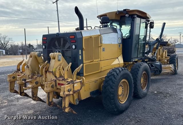 Image of John Deere 772G equipment image 4