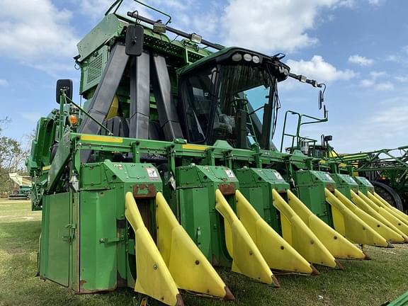 Image of John Deere 7760 equipment image 1