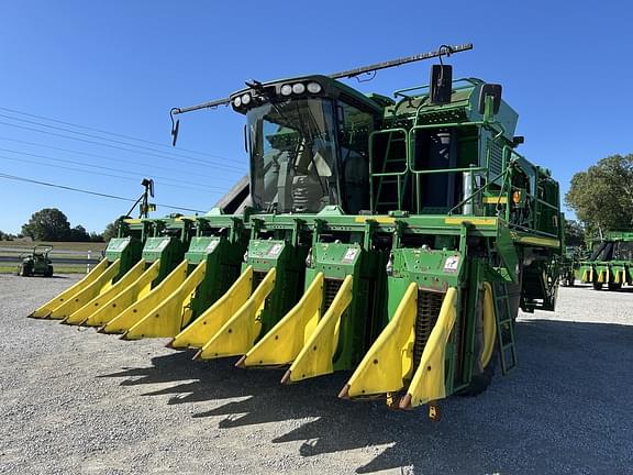 Image of John Deere 7760 equipment image 1